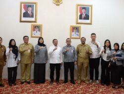 Plt Kakanwil Kemenkum Riau Lakukan Kunjungan Kerja di Rumah Dinas Gubernur Riau