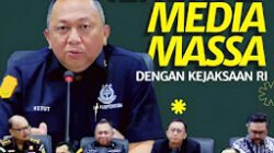 Asisten Intelijen Kejaksaan Tinggi Riau mengikuti Kegiatan Media Gathering Pusat Penerangan Hukum Kejaksaan Agung Republik Indonesia Tahun 2023 secara virtual