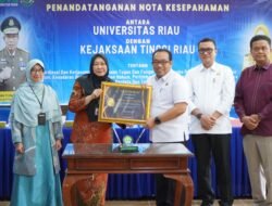 Kejati Riau Bersama Unri Lakukan Penandatanganan Nota Kepahaman
