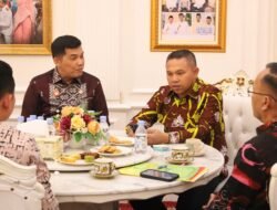 Kemenkum Riau Temui Gubernur Riau, Matangkan Persiapan Launching 100% Pos Bantuan Hukum Desa