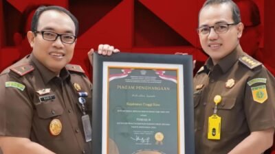 Kejati Riau Terima Apresiasi KN Award Tahun Anggaran 2024 Dari KPKNL Pekanbaru Sebagai Terbaik III