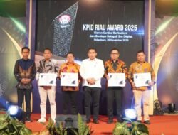 Kejati Riau Raih Penghargaan Institusi Peduli Penyiaran Dalam KPID Riau Awards Tahun 2025