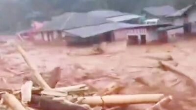 Kota Sibolga Terdampak Banjir Bandang Disertai Tanah Longsor Hingga Mencapai Genangan Air Mencapai 1 Meter