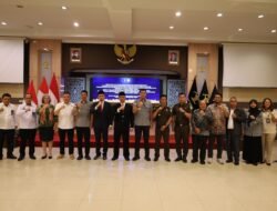 Kemekum Riau Gelar Pelantikan Majelis Kehormatan Notaris Wilayah Provinsi Riau Periode 2025-2028
