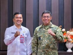 Kaban Kesbangpol Riau Terima Kunjungan Silaturahmi Jajaran Grup 3 Kopassus TNI-AD