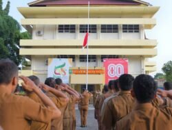 Kesbangpol Provinsi Riau Gelar Upacara Bendera Awal Bulan Februari Diikuti Seluruh ASN