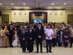 Perkuat Kepastian Hukum di Bumi Lancang Kuning, Kakanwil Lantik 57 Notaris dan Satu Perancang Peraturan Perundang-undangan