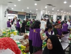 Kolaborasi Yayasan dan Pemko, Bakti Sosial di Plaza Central Pekanbaru Ringankan Beban Warga