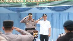 Polresta Pekanbaru Gelar Apel dan Gotong Royong Rekonstruksi Asrama Polisi