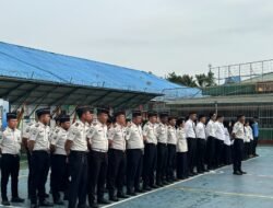 Pimpin Apel Pagi Perdana, Kasubbag TU Lapas Pekanbaru Tekankan Profesionalisme Dalam Bekerja