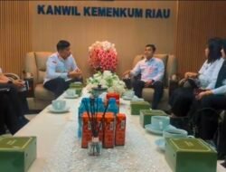 Kaban Kesbangpol Riau Lakukan Kunjungan Kerja dan Silaturahmi ke Kanwil Kemenkum Riau