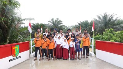 Jembatan Merah Putih Presisi di Kampar, Membuka Jalur Anak Desa Menggapai Cita-cita