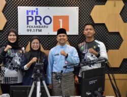 Kaban Kesbangpol Riau Menjadi Narasumber Dalam Dialog Interaktif Riau Menyapa