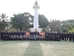 DWP Kemenkum Riau Bersama Jajaran Kanwil Kenang Jasa Pahlawan melalui Ziarah Hari Pengayoman ke-81