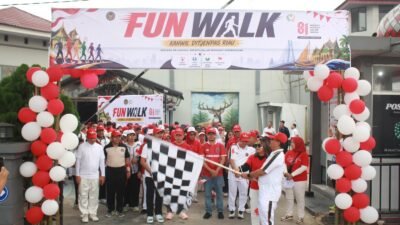 Lapas Pekanbaru Semarakkan HUT RI ke-81 dengan Fun Walk, Baksos, dan Lomba Tradisional