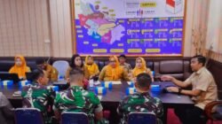 Kaban Kesbangpol Riau Pimpin Rapat Monitoring dan Evaluasi Pelaksanaan Hibah Penanggulangan Karhutla Tahun 2026