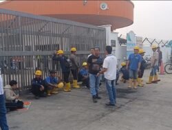 Akses Kerja Ditutup Sepihak, Puluhan Buruh TKBM Pelabuhan Dumai SBSI 92 Dumai Menjerit