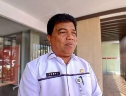 Pemko Pekanbaru Akan Gratiskan Biaya Pendidikan Siswa Dari Keluarga Tidak Mampu